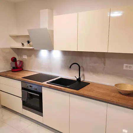 Apartman Kai - & Business Kastela