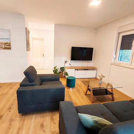 Kai - & Business Kastela